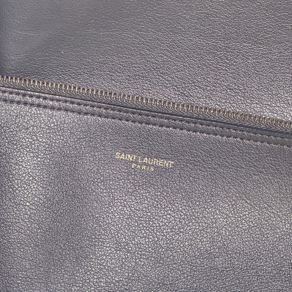 SAINT LAURENT East/West Shopping Tote Bag | YSL Gray Leather | AUTHENTICATED - Picture 7 of 16